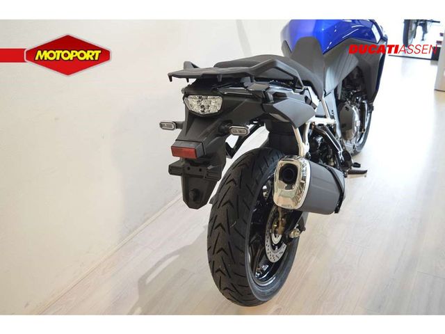 suzuki - v-strom-800