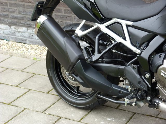 suzuki - v-strom-800