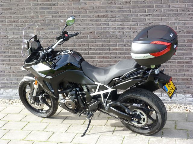 suzuki - v-strom-800