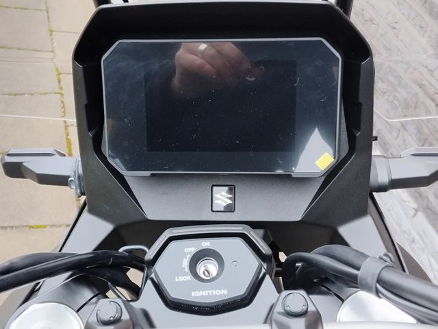 suzuki - v-strom-800