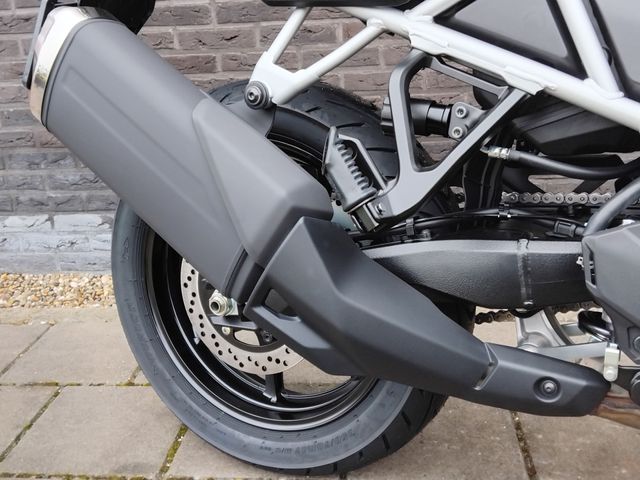 suzuki - v-strom-800