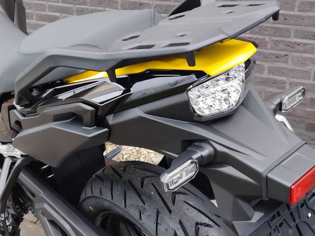 suzuki - v-strom-800