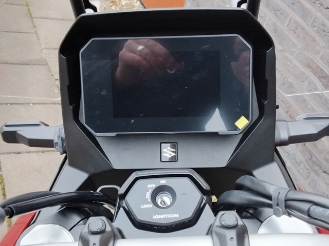 suzuki - v-strom-800