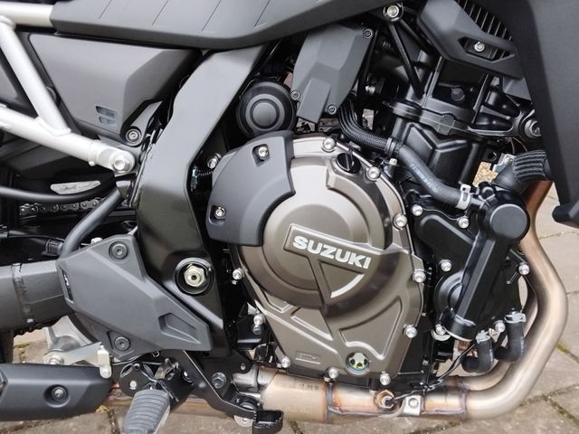 suzuki - v-strom-800