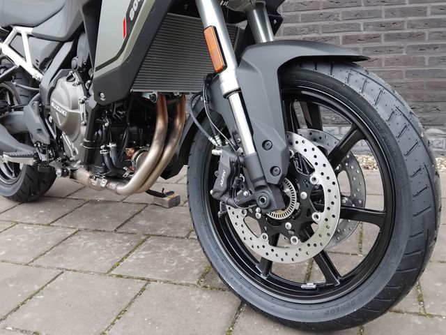suzuki - v-strom-800