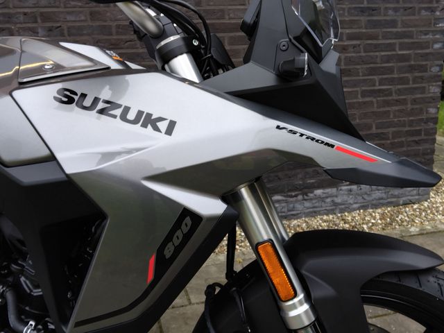 suzuki - v-strom-800