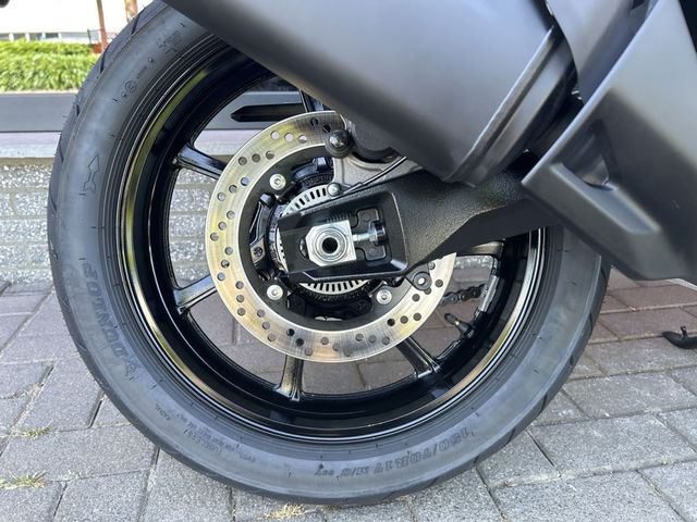 suzuki - v-strom-800