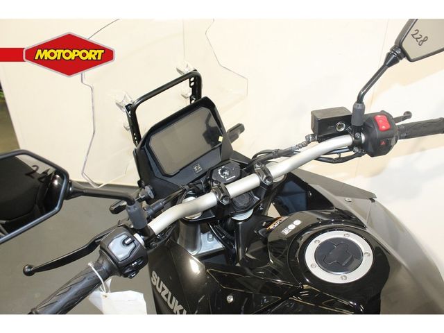 suzuki - v-strom-800