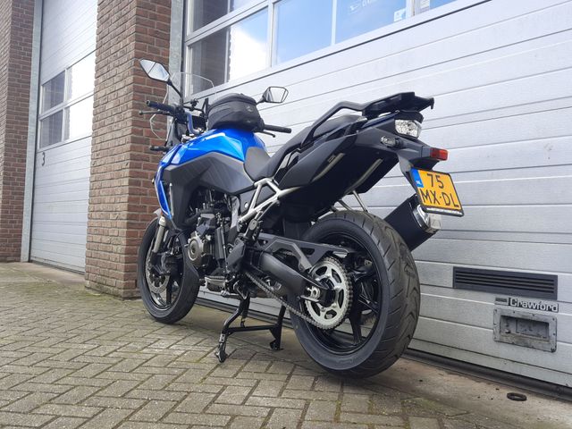 suzuki - v-strom-800