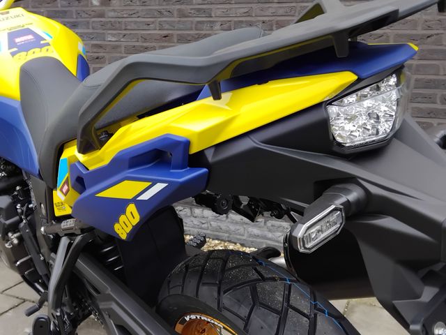 suzuki - v-strom-800-de