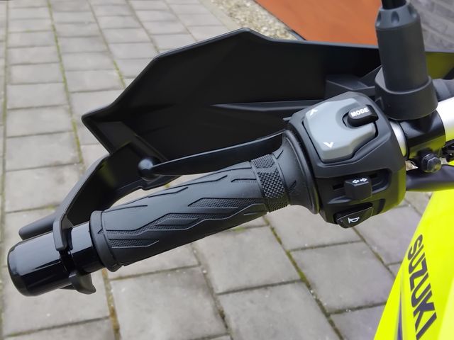 suzuki - v-strom-800-de