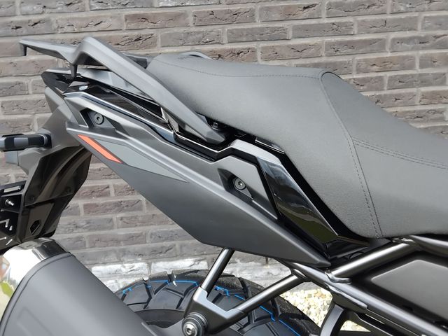 suzuki - v-strom-800-de
