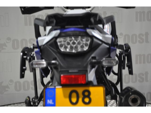suzuki - v-strom-800-de