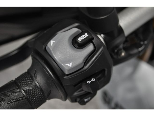 suzuki - v-strom-800-de