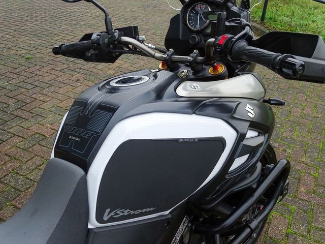 suzuki - v-strom-dl-1000