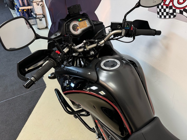 suzuki - v-strom-dl-650-abs