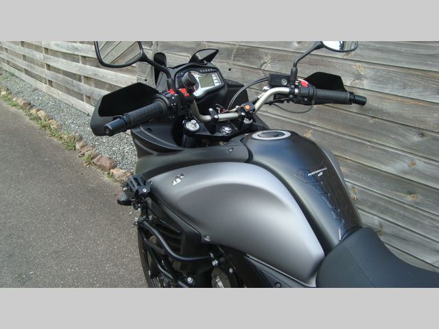 suzuki - v-strom-dl-650-abs