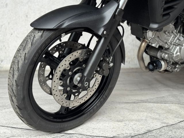 suzuki - v-strom-dl-650-abs