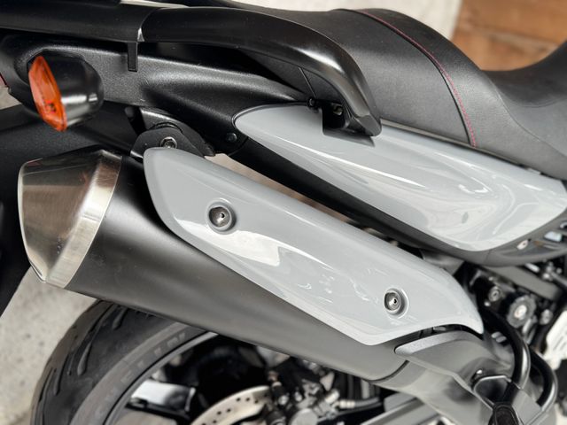 suzuki - v-strom-dl-650-abs