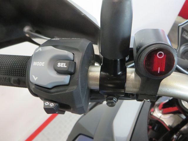 suzuki - v-strom-dl-650-abs-touring
