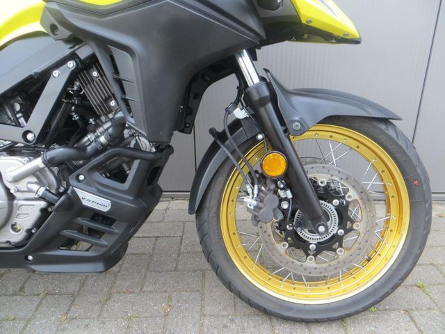suzuki - v-strom-dl-650-touring