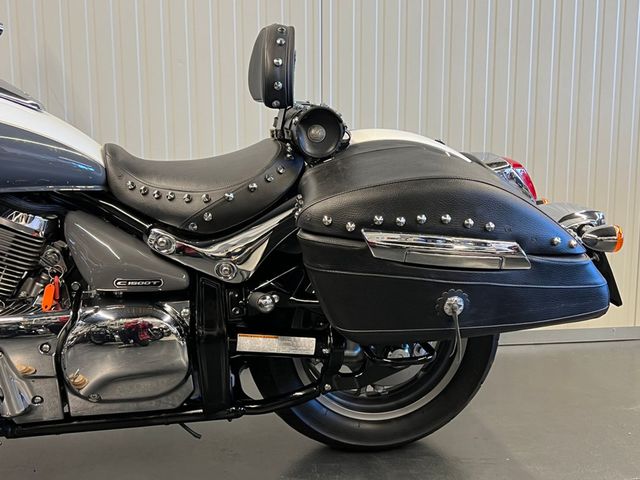 suzuki - vl-1500-intruder