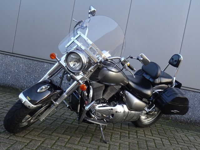 suzuki - vl-1500-intruder