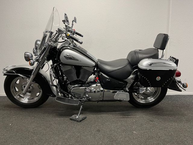 suzuki - vl-1500-intruder