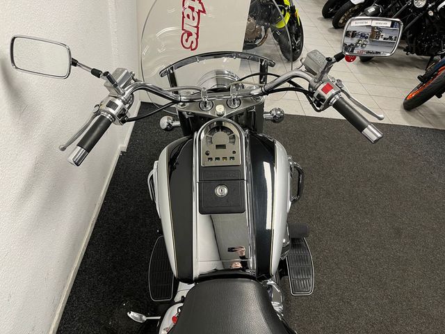 suzuki - vl-1500-intruder