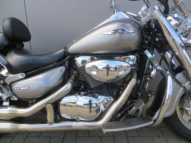 suzuki - vl-1500-intruder