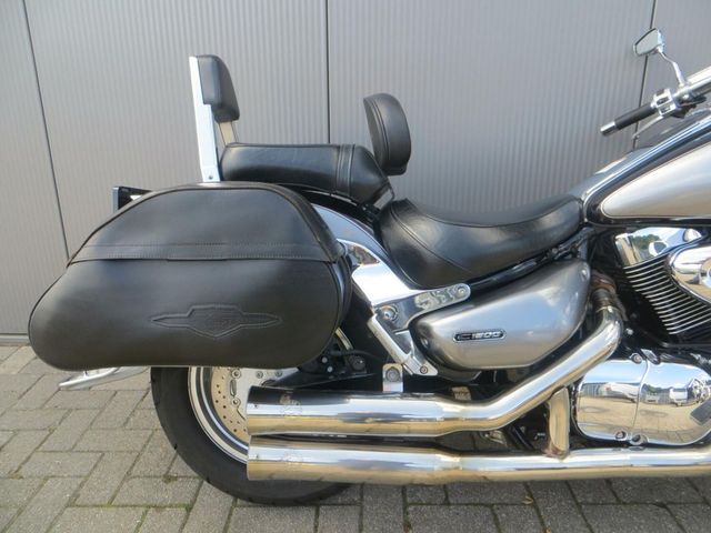 suzuki - vl-1500-intruder
