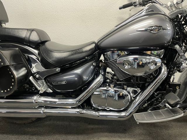 suzuki - vl-1500-lc-intruder