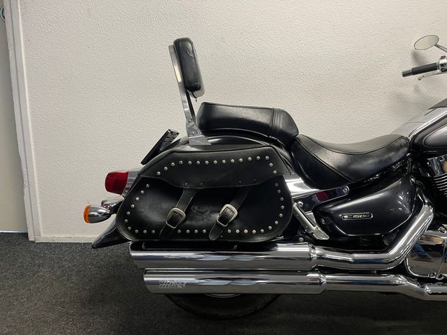 suzuki - vl-1500-lc-intruder