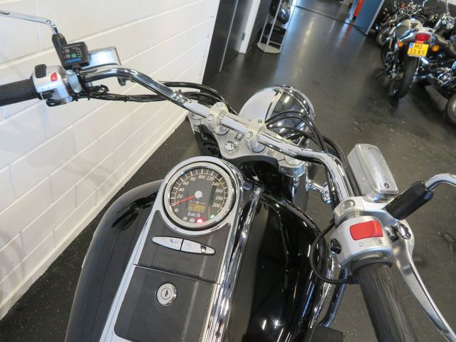 suzuki - vl-1500-lc-intruder