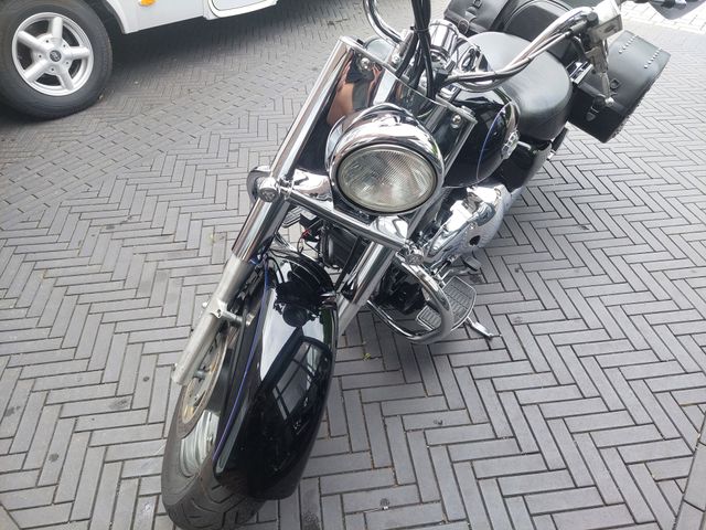 suzuki - vl-1500-lc-intruder