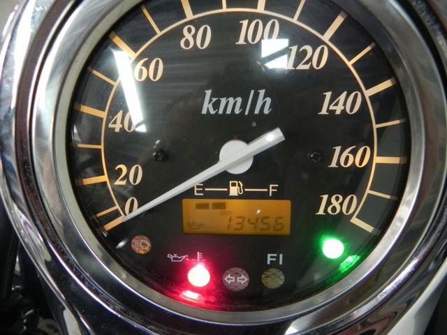 suzuki - vl-800-volusia