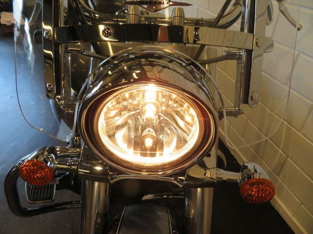 suzuki - vl-800-volusia