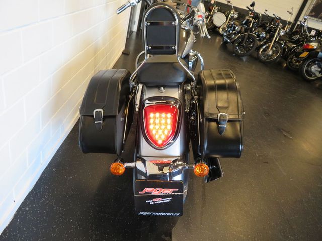 suzuki - vl-800-volusia