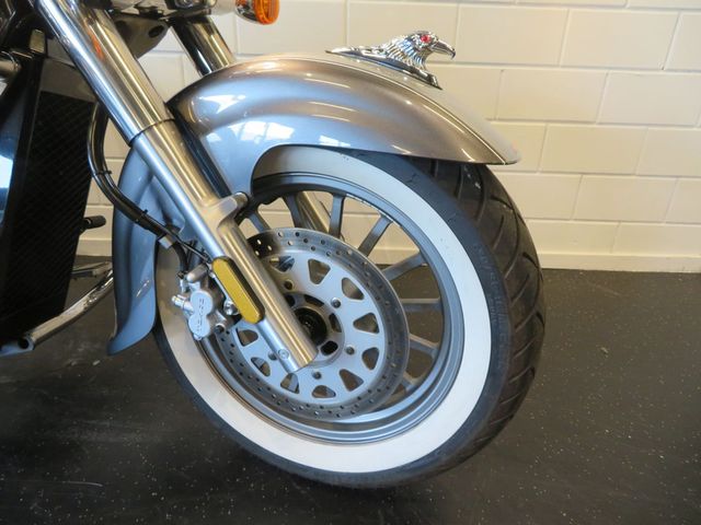 suzuki - vl-800-volusia