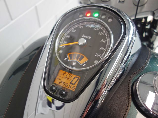 suzuki - vl-800-volusia