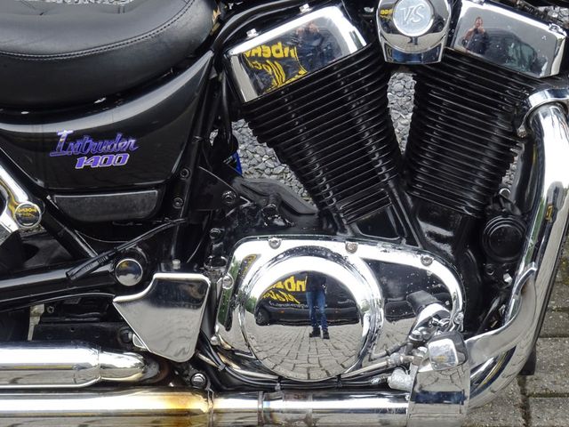 suzuki - vs-1400-intruder