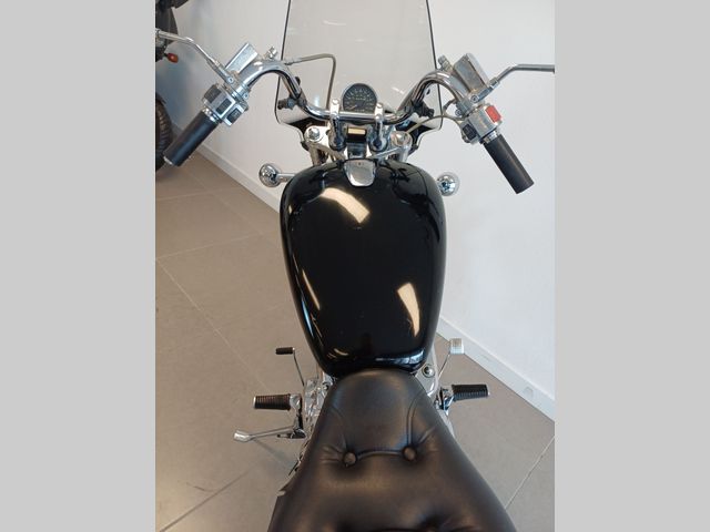 suzuki - vs-1400-intruder