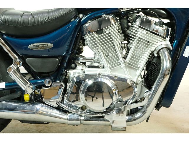 suzuki - vs-800-intruder