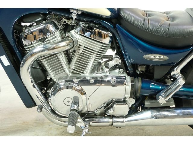 suzuki - vs-800-intruder