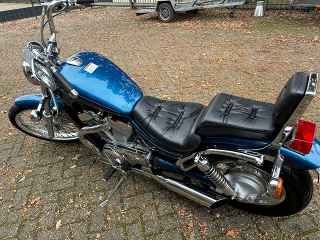 suzuki - vs-800-intruder