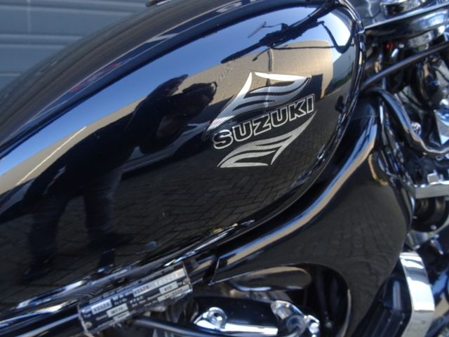 suzuki - vs-800-intruder