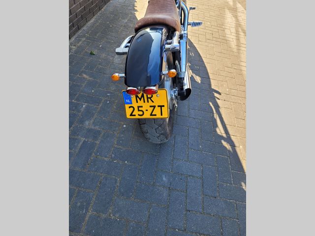 suzuki - vs-800-intruder