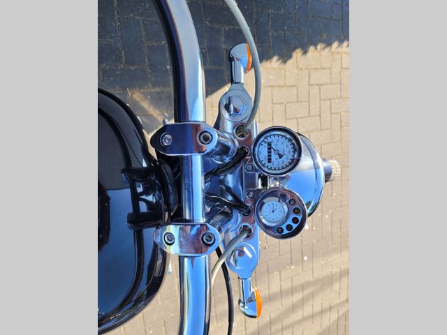 suzuki - vs-800-intruder