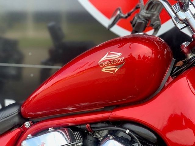 suzuki - vs-800-intruder