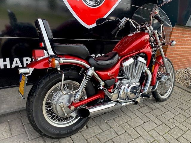 suzuki - vs-800-intruder